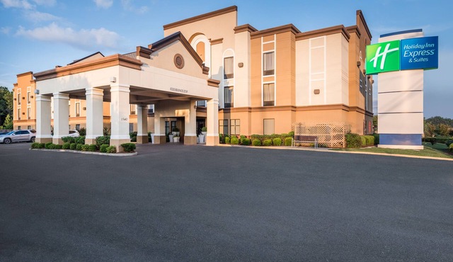 Holiday Inn Express & Suites Grenada by IHG
