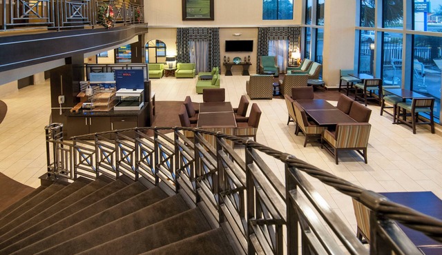 Holiday Inn Express & Suites Houston North Intercontinental by IHG