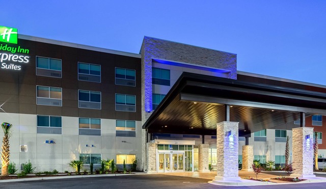 Holiday Inn Express & Suites Latta by IHG