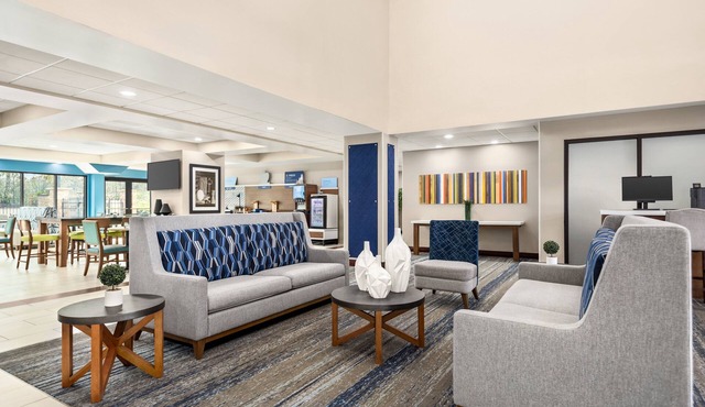 Holiday Inn Express & Suites Mobile West I-10 by IHG