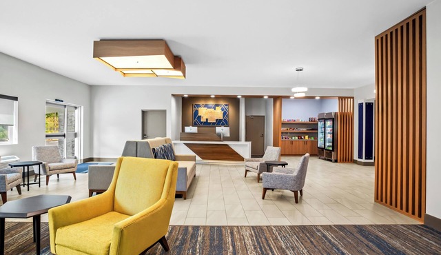 Holiday Inn Express & Suites Tumwater – Olympia by IHG