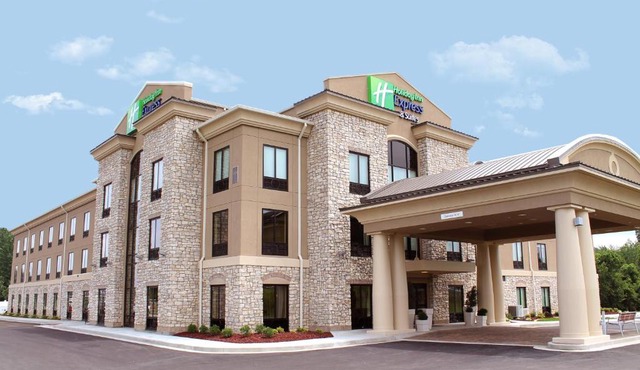 Holiday Inn Express & Suites Paducah West by IHG