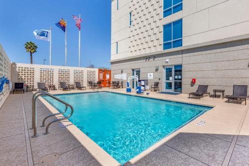 Holiday Inn Express & Suites - Phoenix Dwtn - State Capitol by IHG
