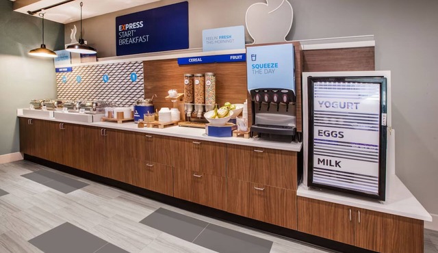 Holiday Inn Express &Suites Snyder by IHG