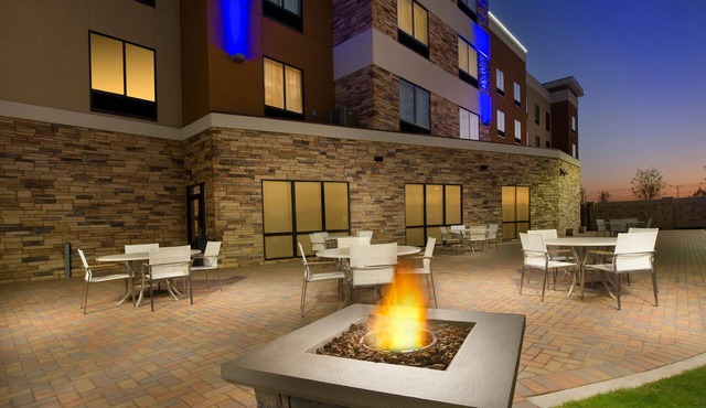 Holiday Inn Express & Suites Waco South by IHG