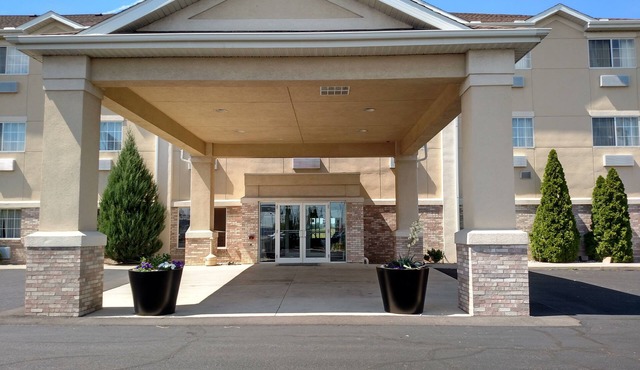Holiday Inn Express Toledo West - Napoleon by IHG