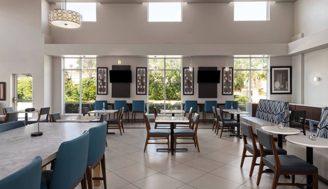 Holiday Inn Express & Suites Boynton Beach West by IHG