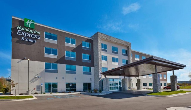 Holiday Inn Express & Suites - Cedar Springs - Grand Rapids N by IHG