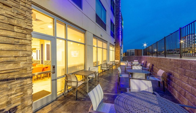 Holiday Inn Express & Suites Harrisonburg University Area by IHG