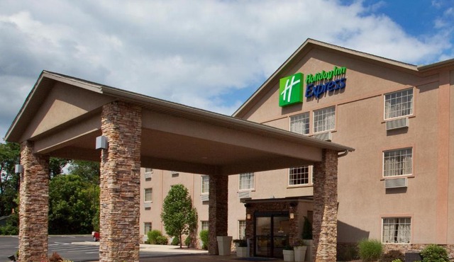 Holiday Inn Express Mount Pleasant- Scottdale by IHG