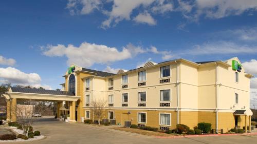 Holiday Inn Express Hotel & Suites Mount Pleasant by IHG
