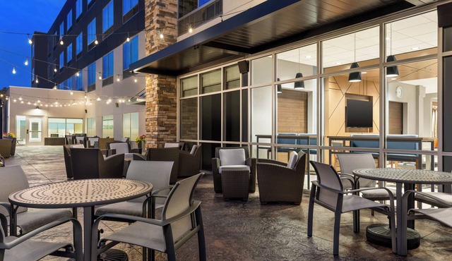 Holiday Inn Express and Suites Rhinelander by IHG
