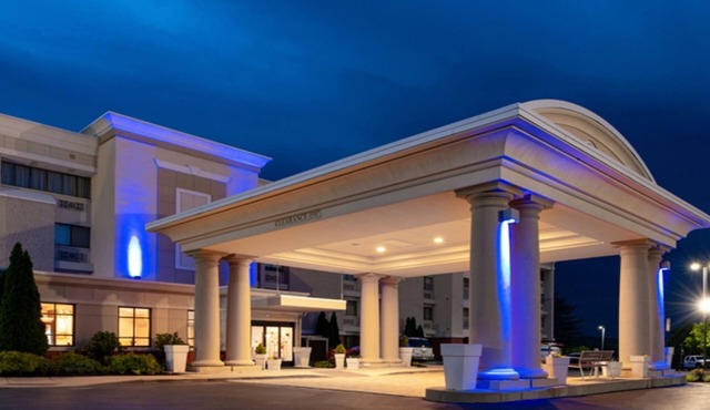 Holiday Inn Express West Cincinnati by IHG