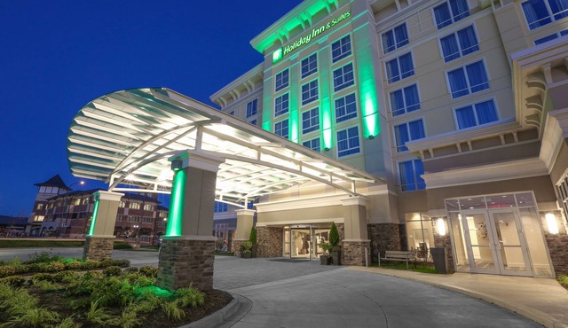 Holiday Inn Hotel & Suites East Peoria by IHG