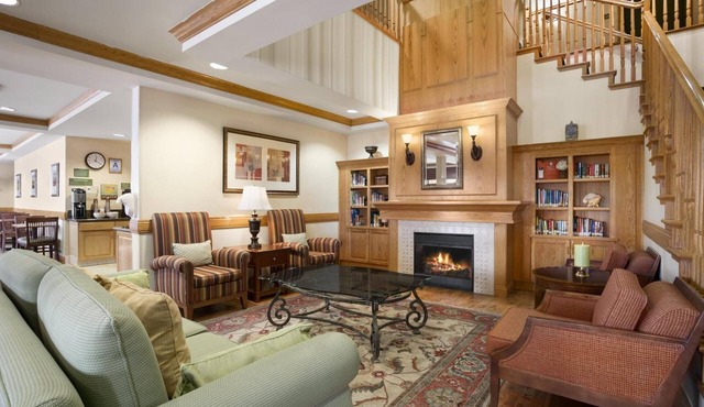 Holiday Inn Hotel & Suites Barstow by IHG