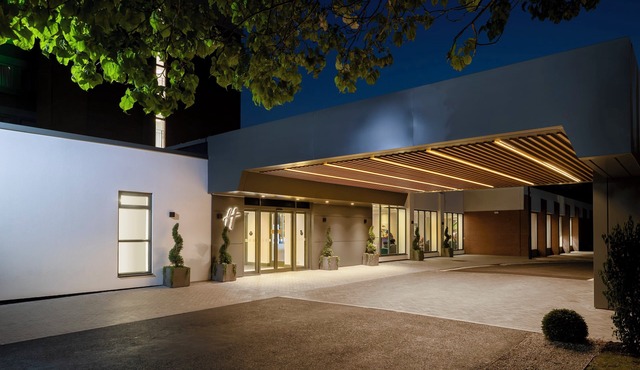 Holiday Inn London-Gatwick Airport by IHG