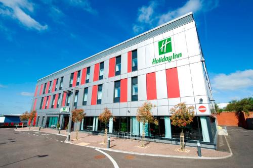 Holiday Inn London Luton Airport by IHG