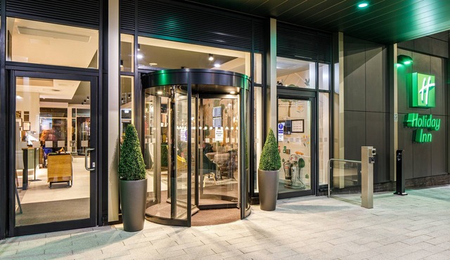 Holiday Inn Manchester Airport by IHG