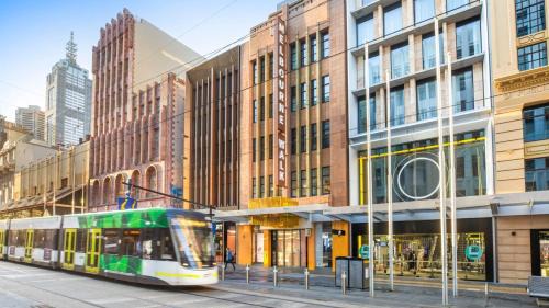Holiday Inn Melbourne Bourke Street Mall by IHG