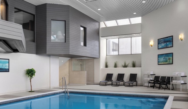 Holiday Inn Ottawa East by IHG