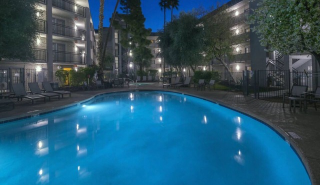 Holiday Inn Phoenix Airport North, Standard 2 Queens - Near City Hotspots