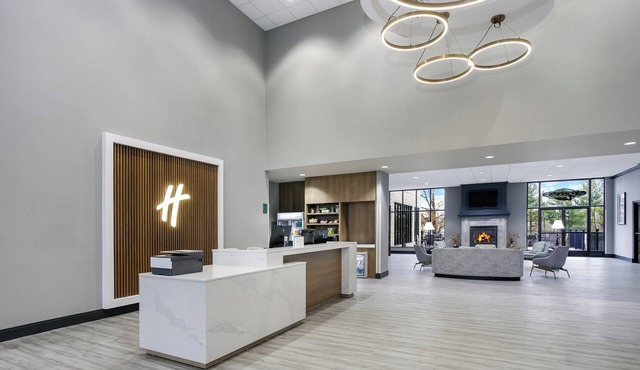 Holiday Inn Quincy East by IHG