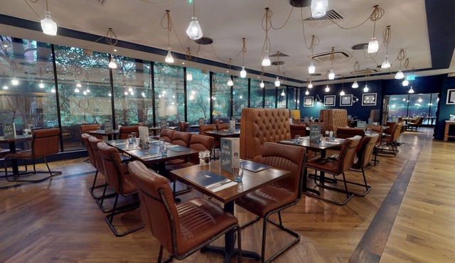 Holiday Inn Runcorn by IHG