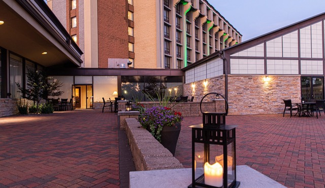 Holiday Inn St. Louis Arpt West-Earth City by IHG