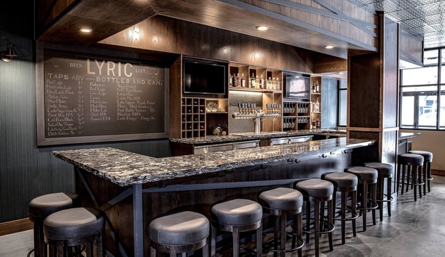 Holiday Inn & Suites Duluth Downtown by IHG