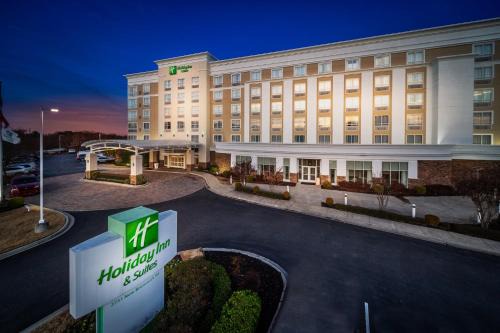 Holiday Inn & Suites Memphis - Wolfchase Galleria by IHG