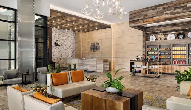 Holiday Inn & Suites Nashville Downtown - Broadway by IHG