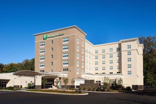 Holiday Inn & Suites Philadelphia W - Drexel Hill by IHG