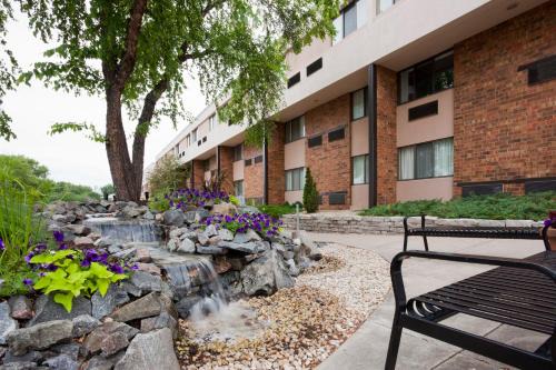 Holiday Inn & Suites St. Cloud by IHG
