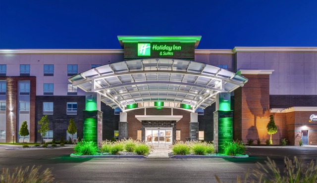 Holiday Inn & Suites Toledo Southwest - Perrysburg by IHG