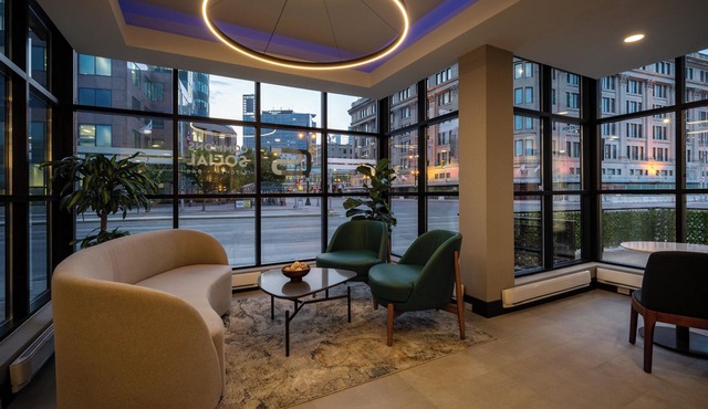 Holiday Inn & Suites Winnipeg Downtown by IHG