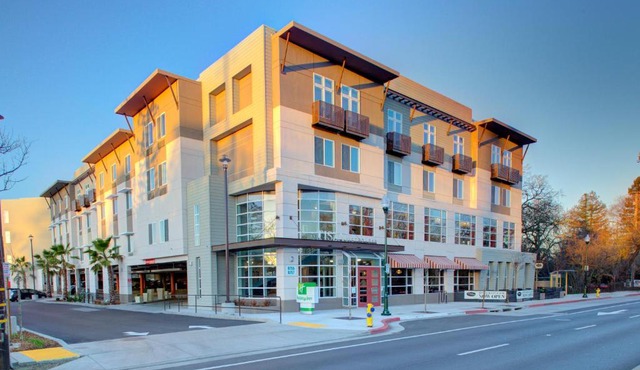 Holiday Inn Windsor - Wine Country by IHG