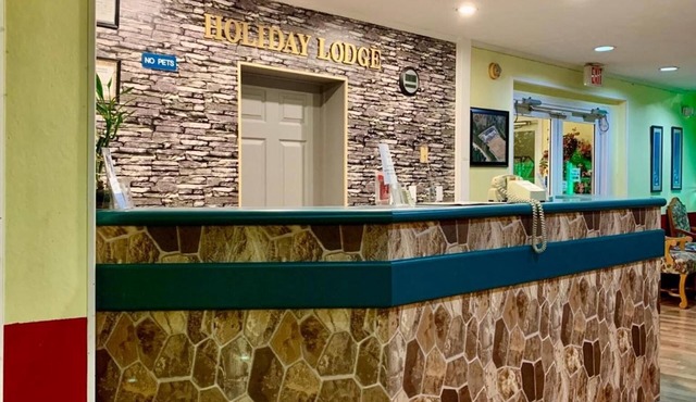 Holiday Lodge