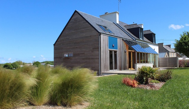 Holiday mansion near the sea in a quite area with feelds around 800m to the sea