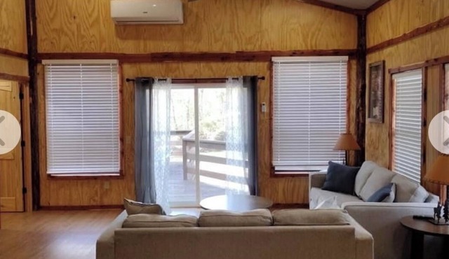 Holiday Mountain Resort Creek Cabin 1, Relaxing 3-bedroom cabin on the Sylamore