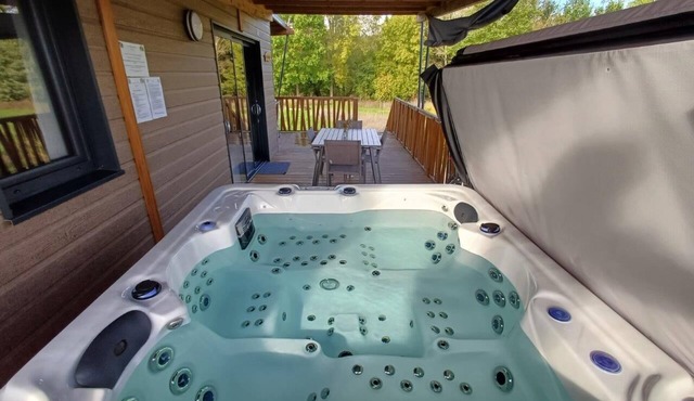 Holiday rental in Dordogne with private spa in the heart of nature