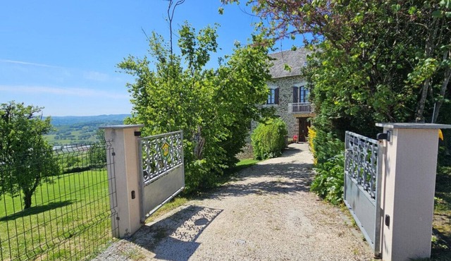 HOLIDAY RENTAL GITE 3 EPIS 10 PERS