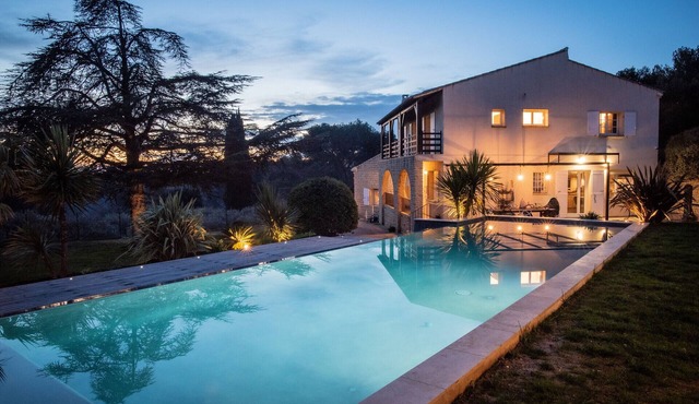 Holiday rental with pool SAINT CHAMAS LS7-440.
