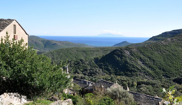 Holiday Rentals Cap Corse 2 to 6 people site A