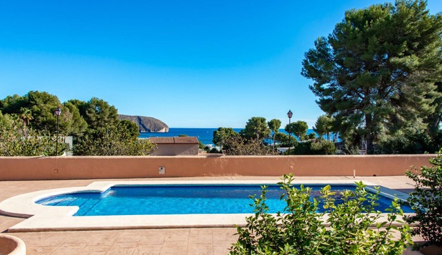 Holiday rentals in Moraira FINA