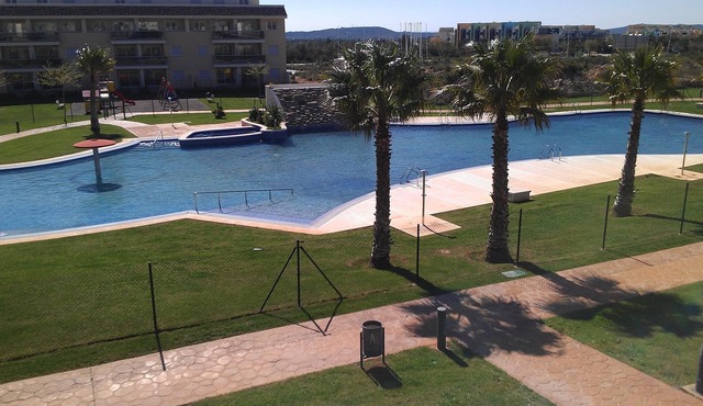 HOLIDAY RENTALS SPAIN .PENISCOLA/6 PEOPLE 10 MINUTES FROM THE SEA