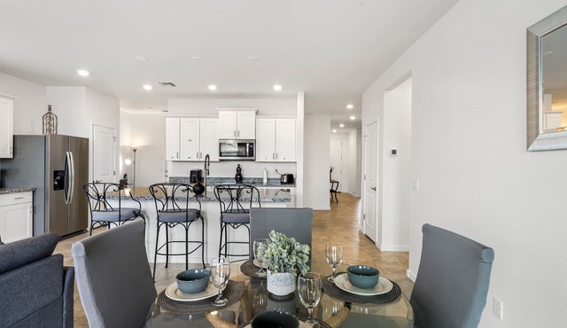 Holiday Special 20% off In Beautiful AZ At This Newer Built Spacious Home