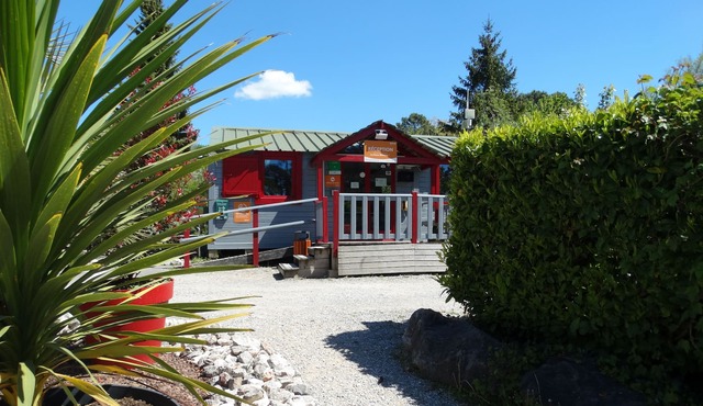 Holiday, stay or weekend at the side of Opal