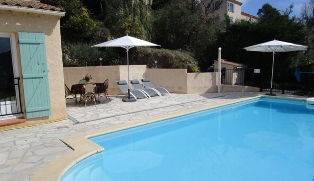 Holiday villa "Beautiful" with garden, barbecue and terrace