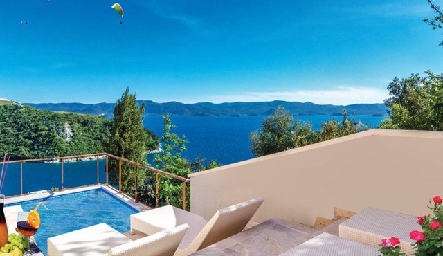 Holiday villa with a beautiful panoramic sea view