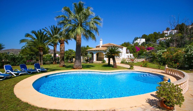 Holiday Village with garden La Sella PE